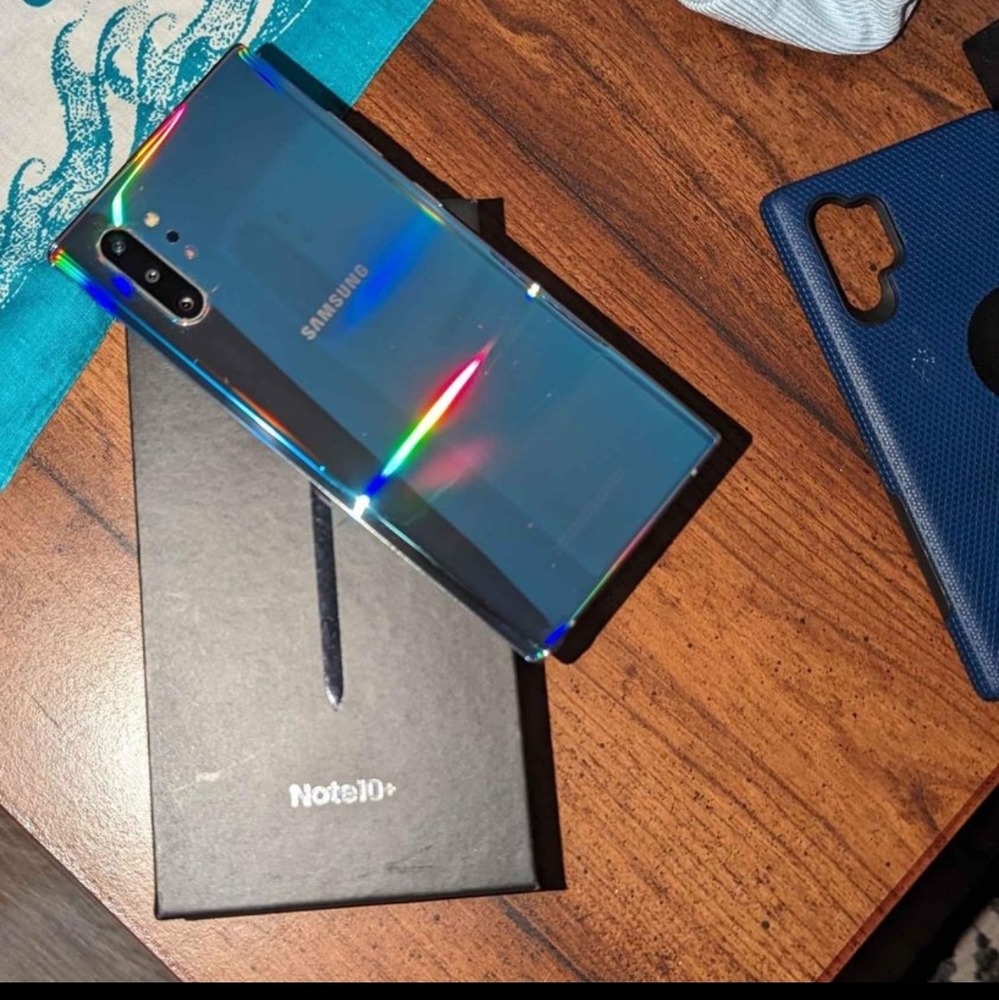 Samsung Note plus 5G - Picture 3 of 4